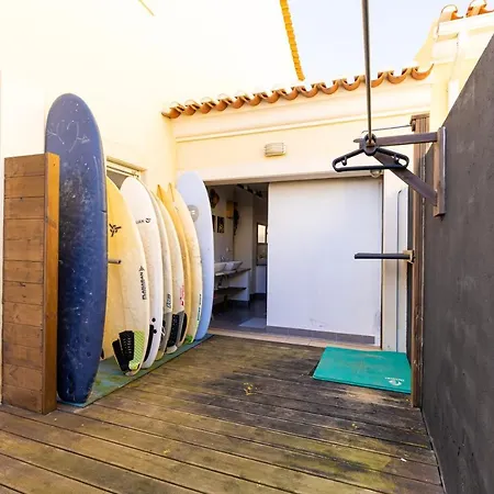 호스텔 Pineapple Surf House