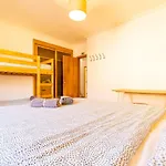 Pineapple Surf House Hostel *