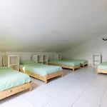 Hostel Pineapple Surf House Atouguia da Baleia