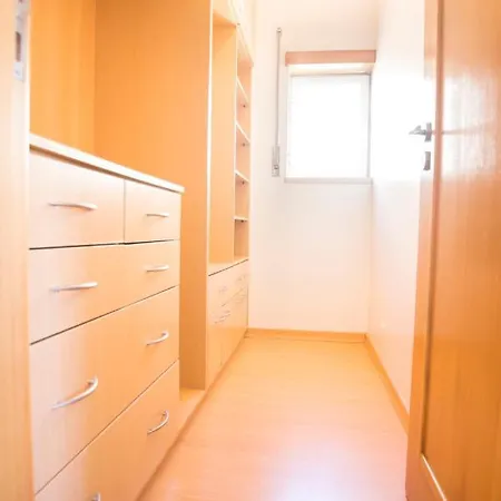 Hostel Pineapple Surf House Atouguia Da Baleia