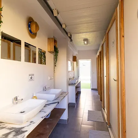Hostel Pineapple Surf House