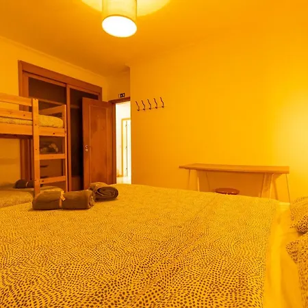 Pineapple Surf House 阿通奎亚·达·巴利亚
