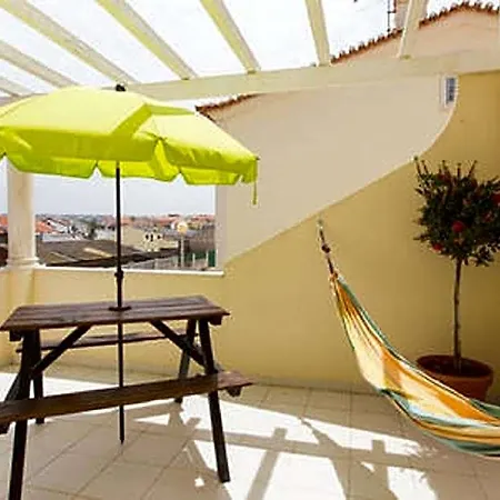 ホステル Pineapple Surf House *